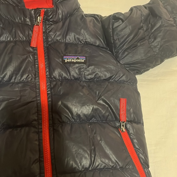 Patagonia down sweater puffer sz 2T toddler coat - Picture 2 of 6